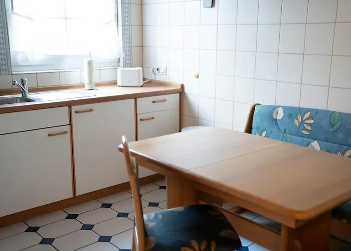 Idyllische Mit Weitblick نويكيرشن-فلوين